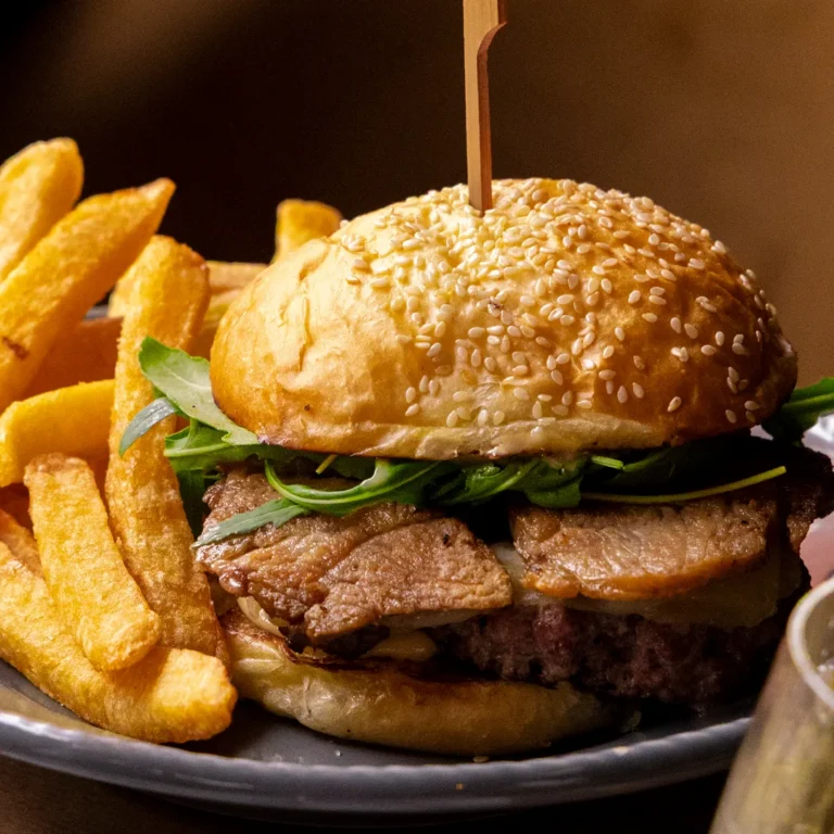 HAMBURGUESA MATADEROS - CAMBALACHE